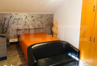 Apartament cu 3 camere decomandat în Central - 4