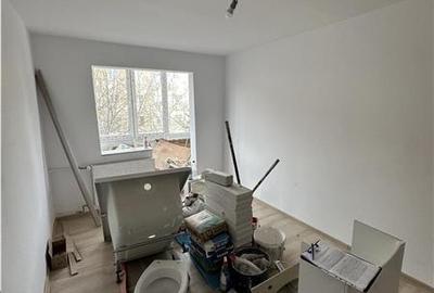 Apartament cu 4 camere semidecomandat în Circumvalațiunii - 8