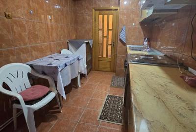 Inchiriez apartament 2 camere Micro 20 - 4