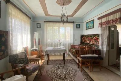 Casă cu 4 camere cu Teren 639 Mp în Central - 5