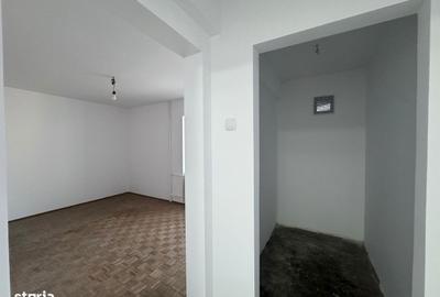 Apartament cu 3 camere decomandat în Central - 3