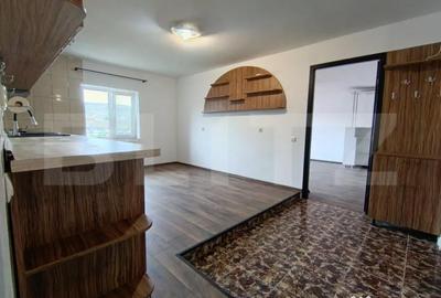 Apartament cu 3 camere decomandat în Central - 2