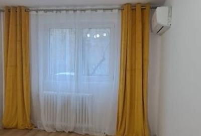 Apartament cu 2 camere decomandat în P-ța Victoriei - 1