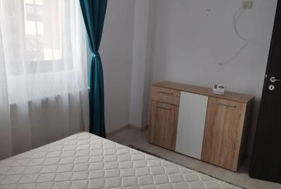 Apartament cu 3 camere semidecomandat în Valea Adâncă - 2