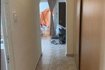 Apartament cu 3 camere decomandat, mobilat în Rahova - 6