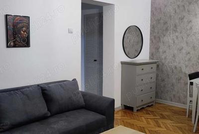 Apartament cu 2 camere decomandat în Titan