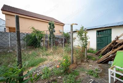 Casa singur in curte, cu dublu front stradal, cu garaj in Iosia - 11