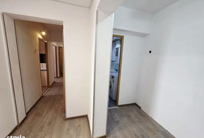 Apartament cu 3 camere decomandat în Republicii - 9
