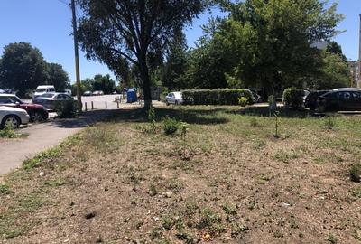 Teren intravilan de 380 mp, în Far - 11