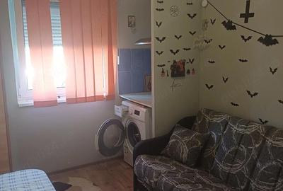Garsonieră decomandată în Podul de Piatră - 2