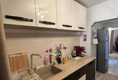 Apartament 3 camere modern, zona centrala, parter- Siret - 12