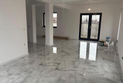 Casă individuală cu 4 camere cu Teren 380 Mp în Berceni - 2