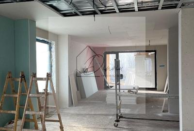 Casă individuală cu 4 camere cu Canalizare în Stupini - 60