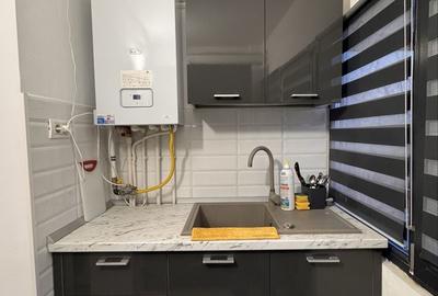 Apartament cu 2 camere decomandat în Far - 3