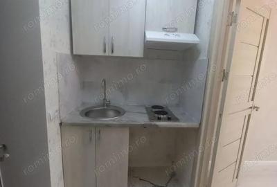 Garsonieră decomandată în Timpuri Noi
