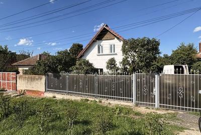 Casă cu 3 camere în Feldioara - 1