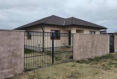 Casă cu Teren 700 Mp în Nojorid - 8