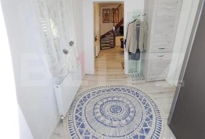 Casă cu 5 camere cu Teren 2400 Mp în Libertății - 12