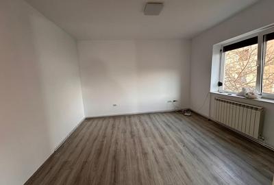 CENTRU- apartament 5 camere  etajul 1 - 7