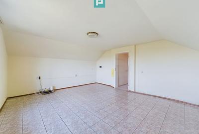 Casă cu 5 camere cu Teren 162 Mp în Central - 5