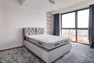 Priveliste Panoramica Spre Oras Si Masivul Tampa - 1