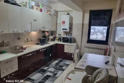 Apartament cu 2 camere decomandat în Central - 2