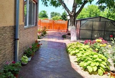 Movilita  (IL) - de vanzare casa 5 cam p+1 - 14