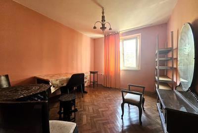 Apartament cu 3 camere decomandat în Drumul Taberei - 4