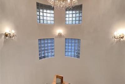 Casă individuală cu 12 camere cu Canalizare în Unirii - 37