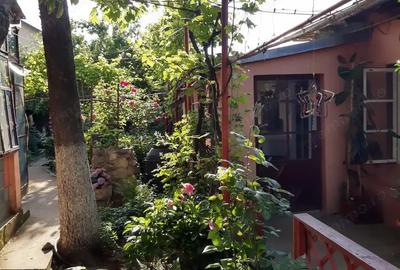 Casă cu 4 camere cu Teren 420 Mp în Chercea - 1