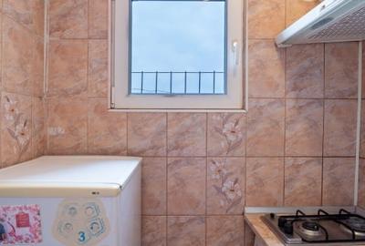 Garsoniera pentru buget mic, Titan Postavarul Garsoniera pentru buget mic, Titan Postavarul - 3