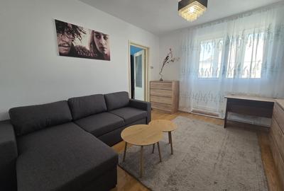 Apartament cu 2 camere nedecomandat, mobilat în Alexandru cel Bun