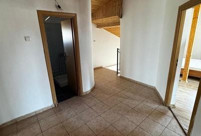 Casă individuală cu 8 camere cu Canalizare în Ultracentral - 13