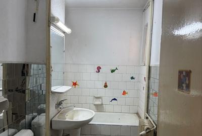 Apartament cu 3 camere decomandat în Central - 2