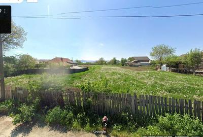 Teren de 2100 mp, în Rocna - 1