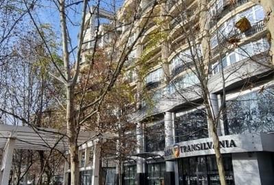 Apartament cu 3 camere decomandat în Unirii