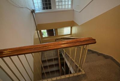 Apartament cu 4 camere decomandat, mobilat în Pajura - 12