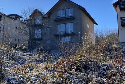 Casă cu 4 camere în Clăbucet - 2