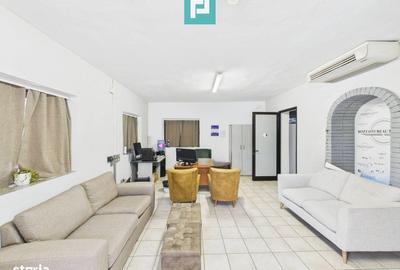 Spațiu comercial, de 1,800 mp, în Central - 11