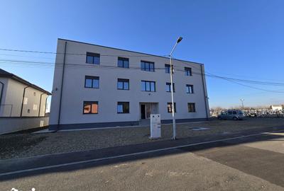 Apartament cu 3 camere în Micro 3 - 20