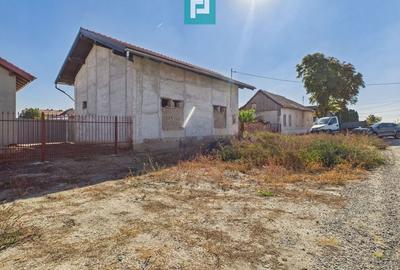 Casă la roșu cu 4 camere de vânzare Casă la roșu cu 4 camere de vânzare - 6