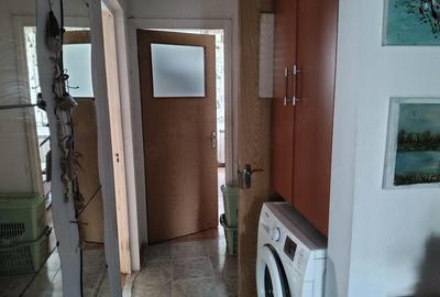 Apartament cu 3 camere decomandat în Giurgiului - 8