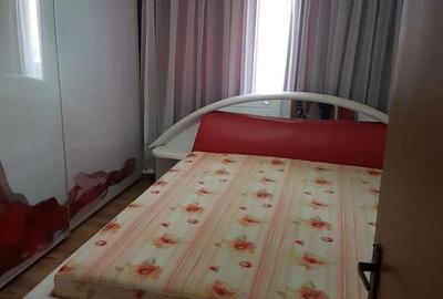 Apartament cu 4 camere decomandat în Filiași - 7