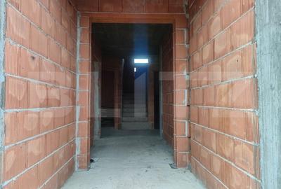 Casa la rosu, 350 mp utili, zona Marginea - 8