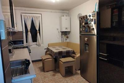 Apartament 4 camere decomandat Tractorul - 4