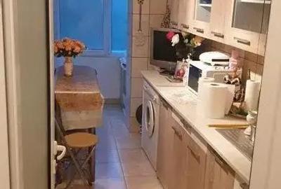 Garsonieră în Girocului