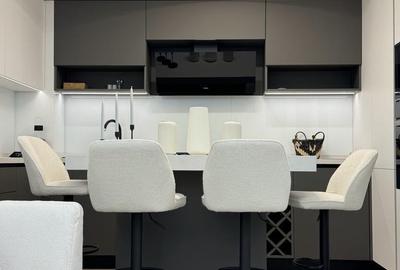 Apartament cu 3 camere semidecomandat, mobilat în Pipera