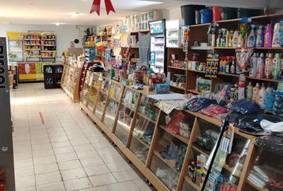 Vand Spatiu comercial + 2000 mp - 3