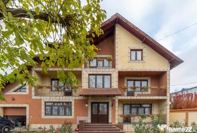 Casă cu 8 camere cu Teren 1000 Mp în Central - 4