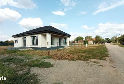 Casă cu 4 camere în Zimandcuz - 3